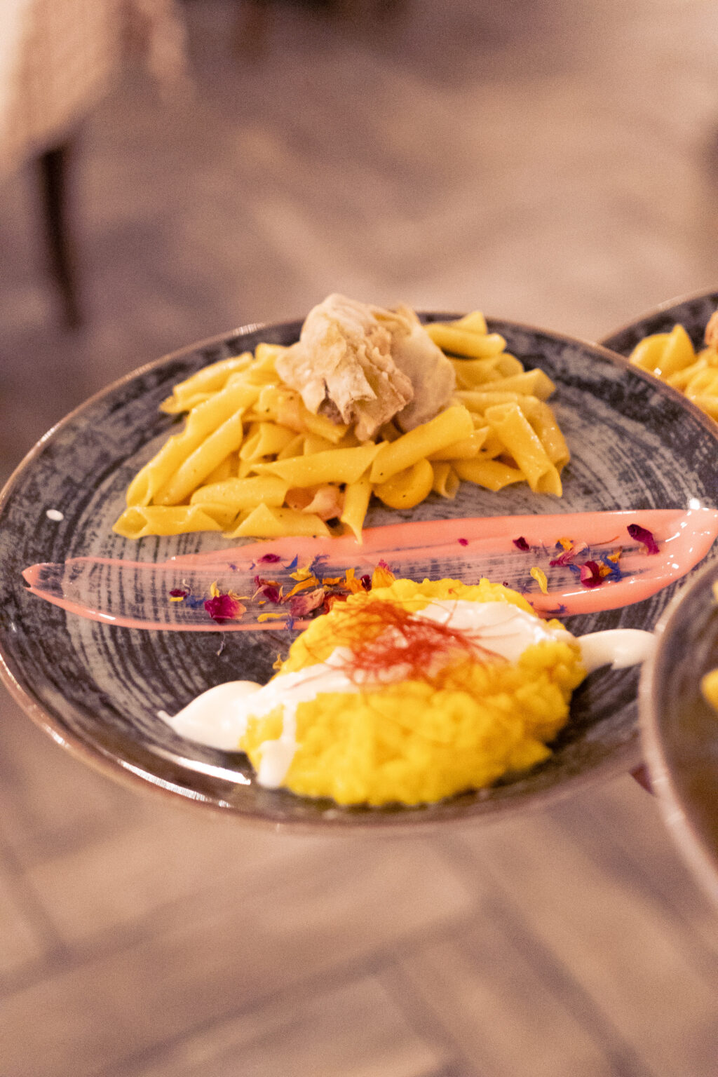 Bis di primi piatti servito in sala